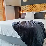 Hb4 Double Room With Private Bathroom And Balcony