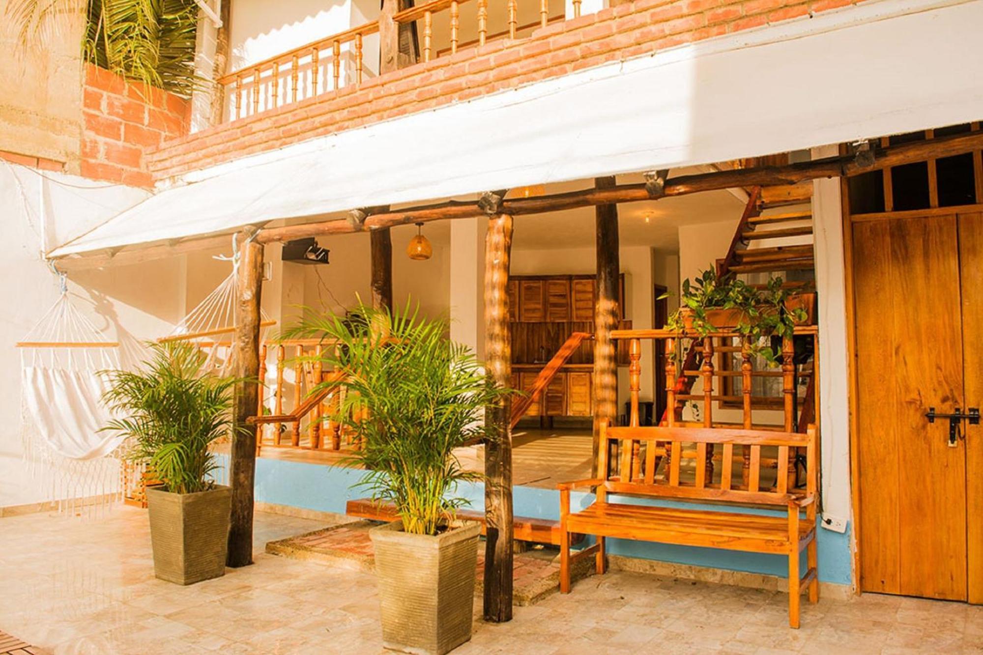 Hb4 Double With Private Bathroom And Balcony Pensión *