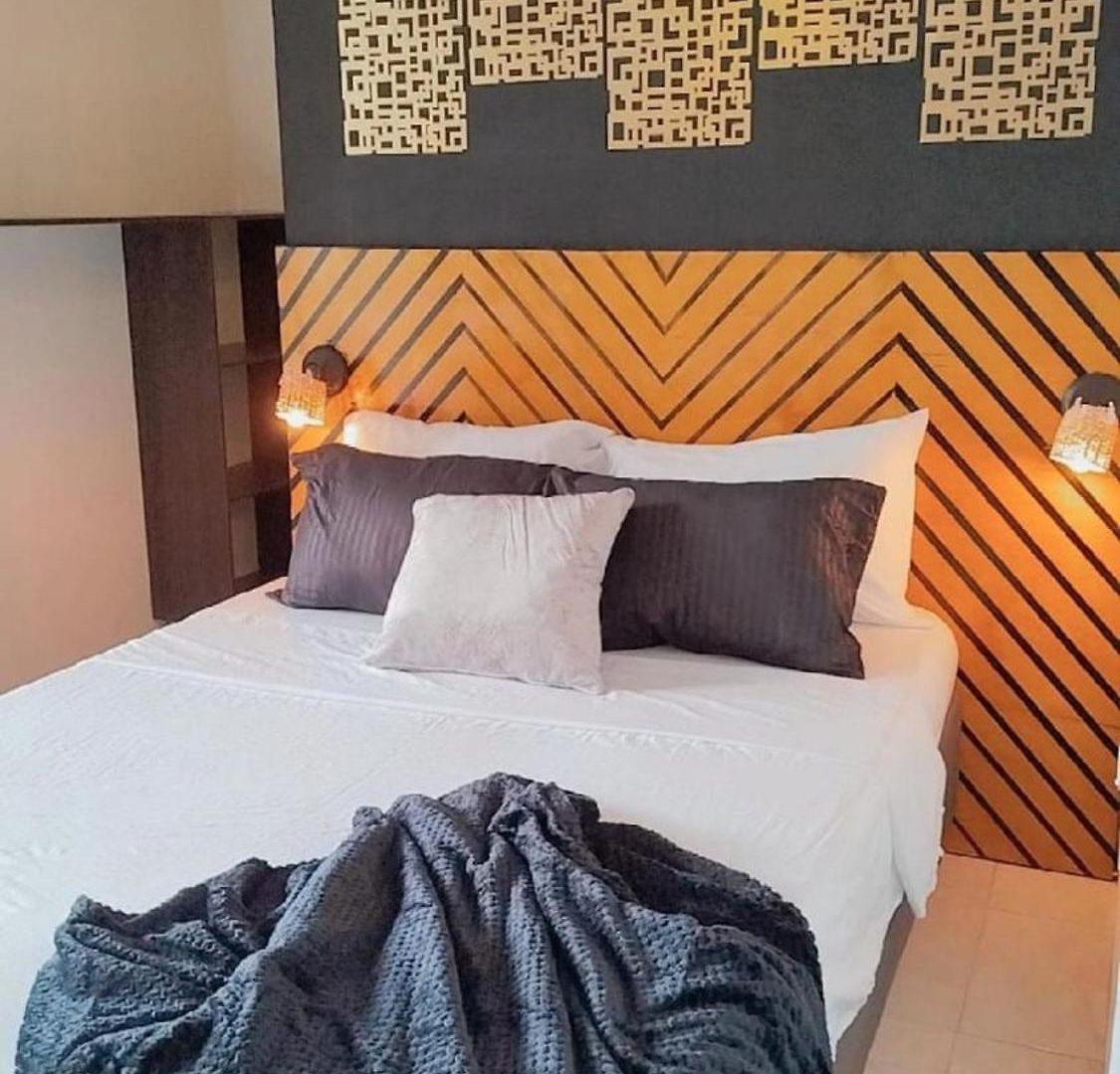 Hb4 Double With Private Bathroom And Balcony Pensión