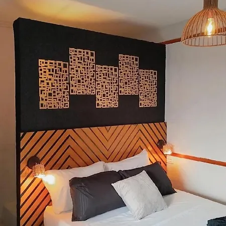 Hb4 Double With Private Bathroom And Balcony